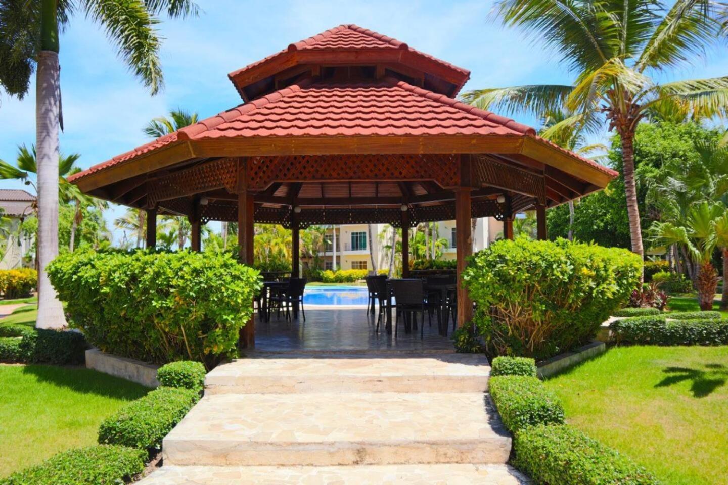 White Sands Punta Cana - Pool-Jacuzzi Exterior photo